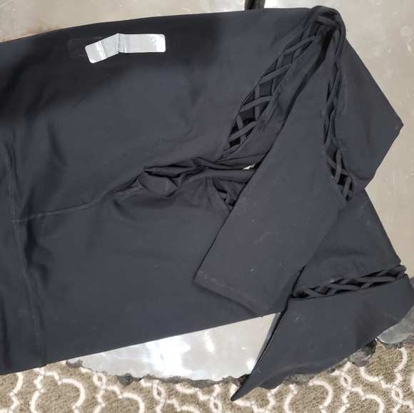 Brand new workout yoga pants - Picture 2 of 5